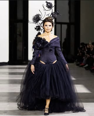 @kevingermanier « Les Chardoneuses » Spring Summer 26 collection closing Haute Couture Week in Paris

Production: @oboglobal