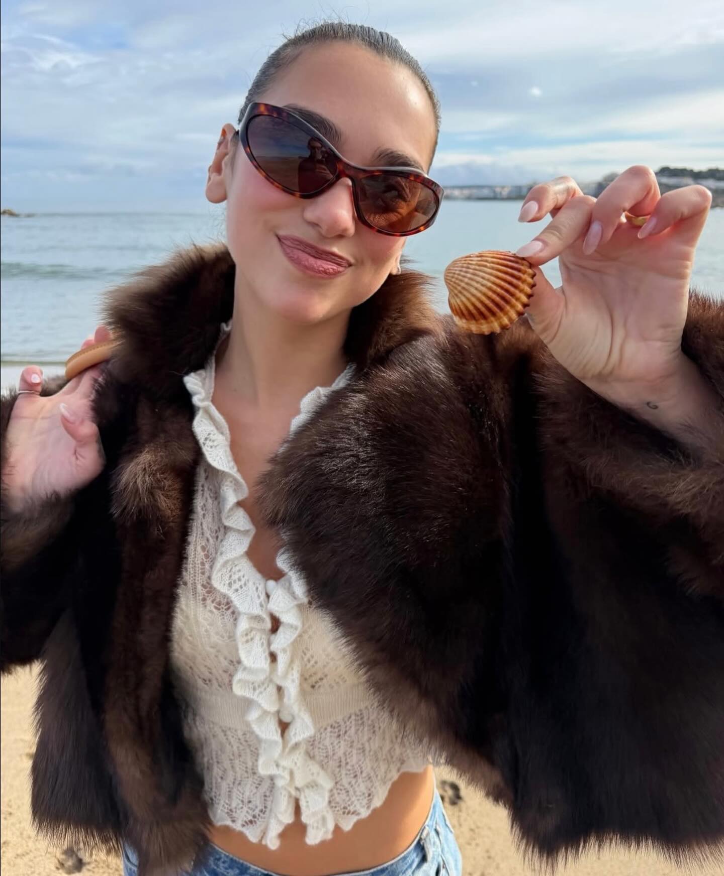 @dualipa wearing @magdabutrym jacket

Styling: @lorenzoposocco