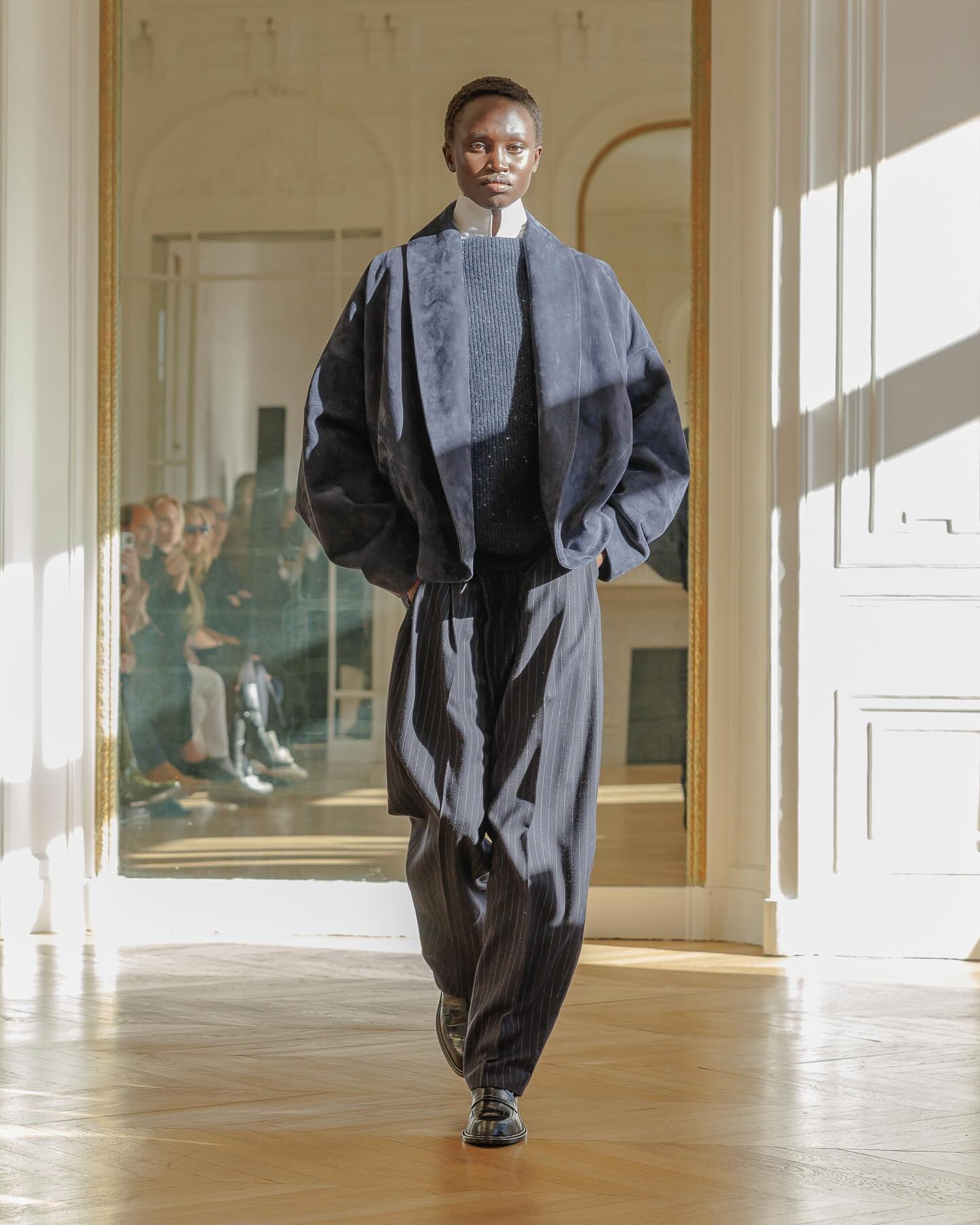 @co by @stephaniedanan unveiled it’s FW26 collection in the @parisfashionweek official calendar with an intimate show

Styling @samueldrira 
Production @experiential.h