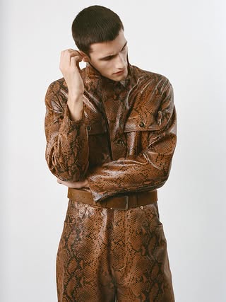 @droledemonsieur for @lovewant 

Styling @jannisjelto 
Photography @rob.tennent