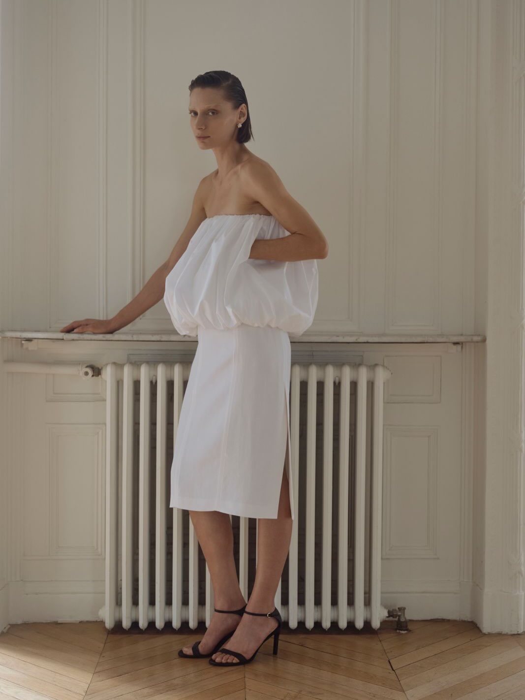 THE UNBEARABLE LIGHTNESS OF BEING.

CO SS27 - As summers grow hotter, we return to lightness.

Silk voile, organza, linen and feathers move around the body, revealing only what is suggested. Transparency becomes a gesture, not a statement. Hems lift, sleeves drift, silhouettes shift with the air.

Femininity meets masculinity through contrast: expansive volumes against sharply shrunken jackets, ethereal organza against utility, softness against structure.

Extreme heat. Extreme lightness. Extreme shapes.

Once a year, we grow quiet. We return to our craft, to the pleasure of making, and consider what comes next, for the brand and for the women who give it meaning.

No noise. Just lightness, movement, and the space to breathe.

Creative director @stephaniedanan